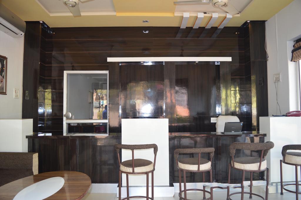 Hotel Goverdhan Tourist Complex Fatehpur Sīkri Εξωτερικό φωτογραφία