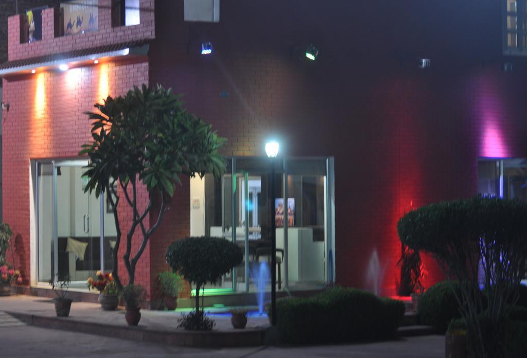 Hotel Goverdhan Tourist Complex Fatehpur Sīkri Εξωτερικό φωτογραφία